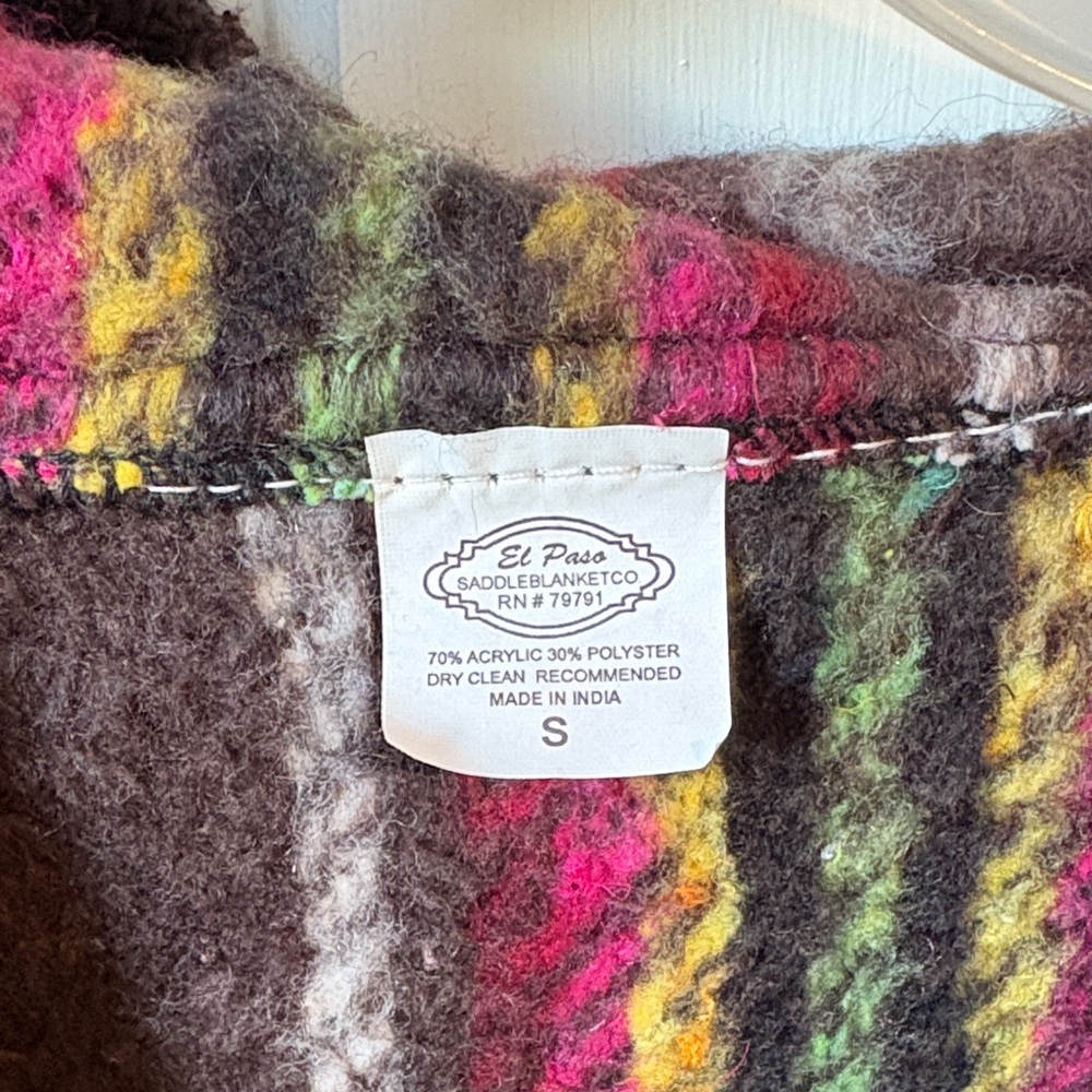El Paso‎ Multicolor Striped Baja Hoodie - Picture 2 of 7